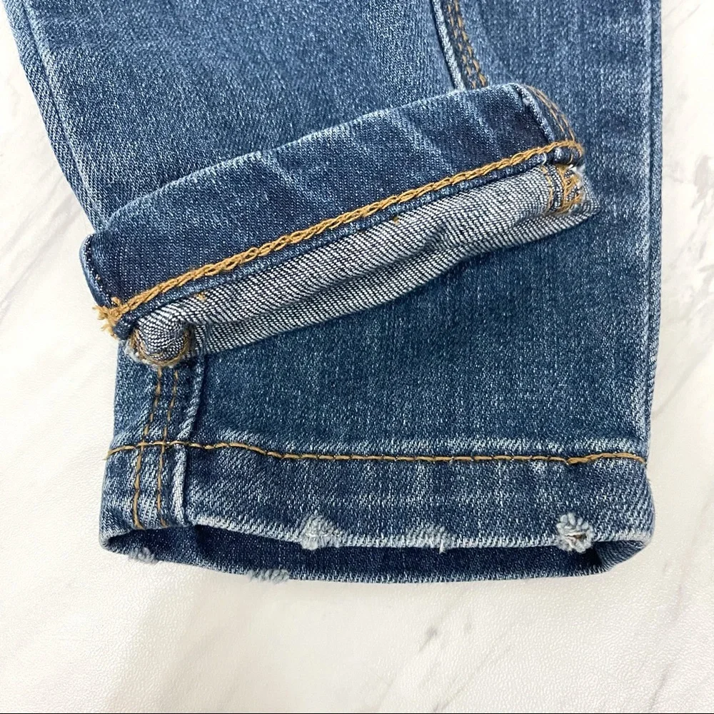 Free People- Skinny Jeans in Medium Wash Size 24. - Picture 7 of 8